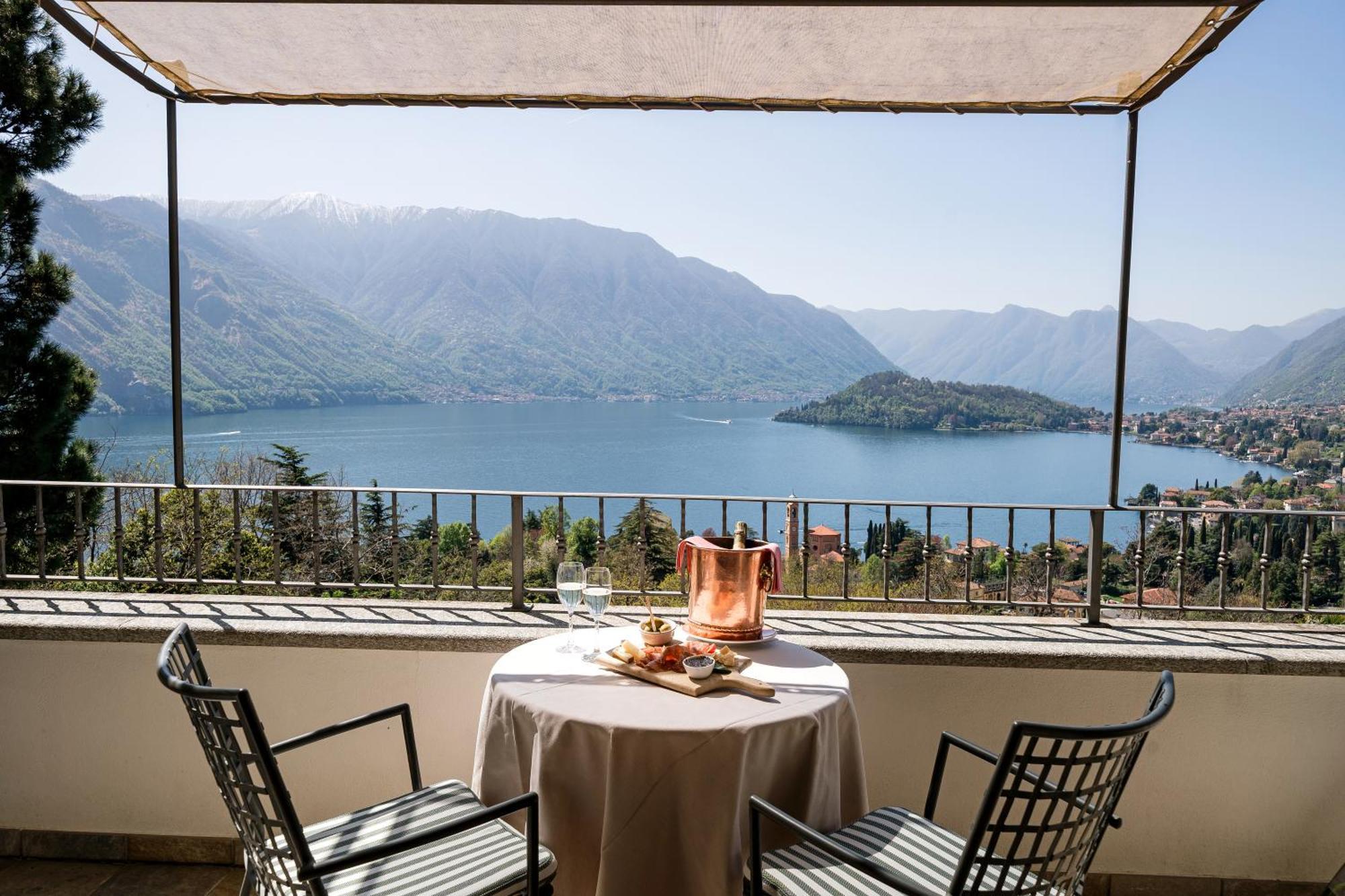 Alveluu Ristorante E Suites Tremezzo Exteriér fotografie
