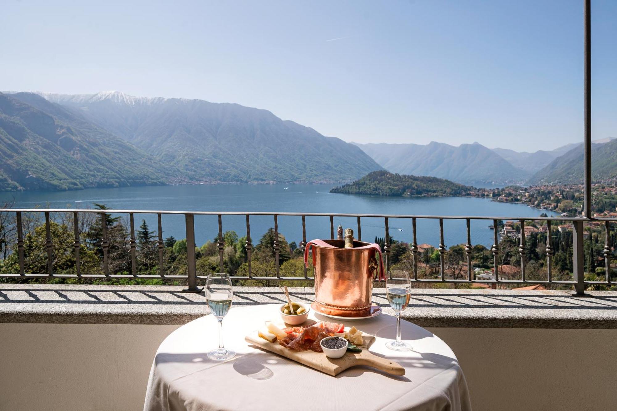 Alveluu Ristorante E Suites Tremezzo Exteriér fotografie